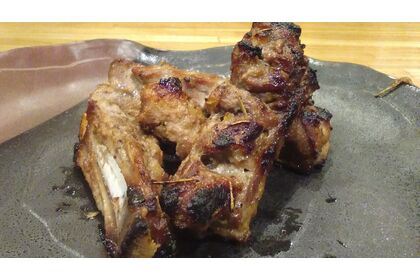 池袋西口　焼肉　スペアリブ